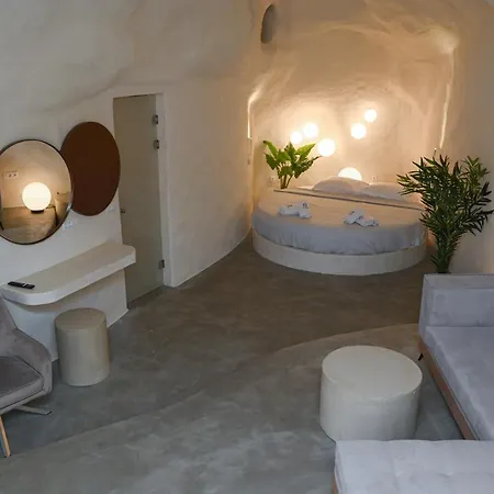 Naos Apartament Vóthon