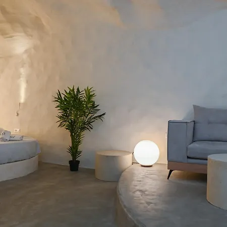Naos Apartament *